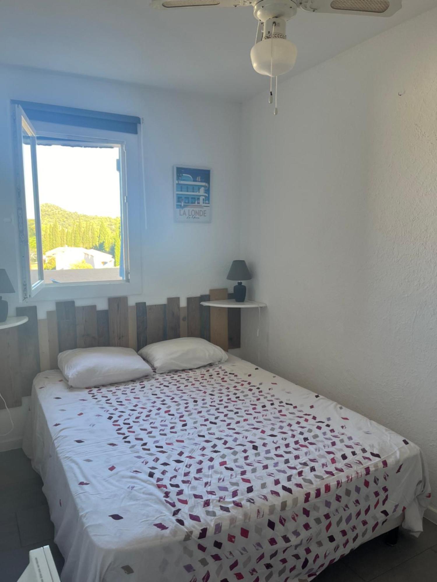 Appartement T2, 4 Personnes, Climatise, Avec Piscine, Village De La Mer La Londe-les-Maures Kültér fotó